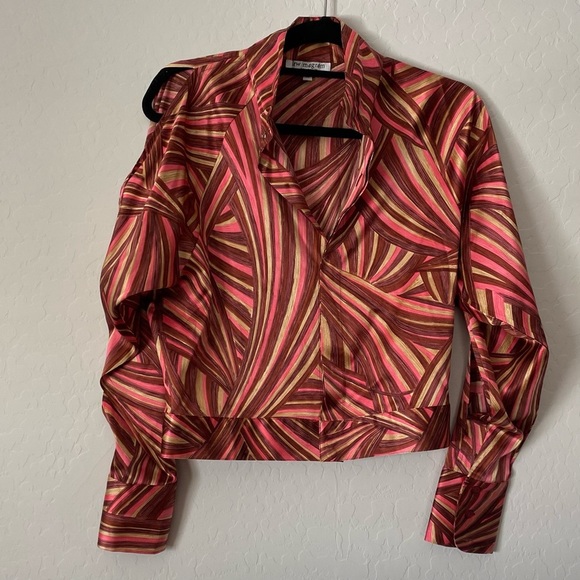 Lew Magram Collection 95% Silk beautiful Retro business blouse Size M - Picture 8 of 8